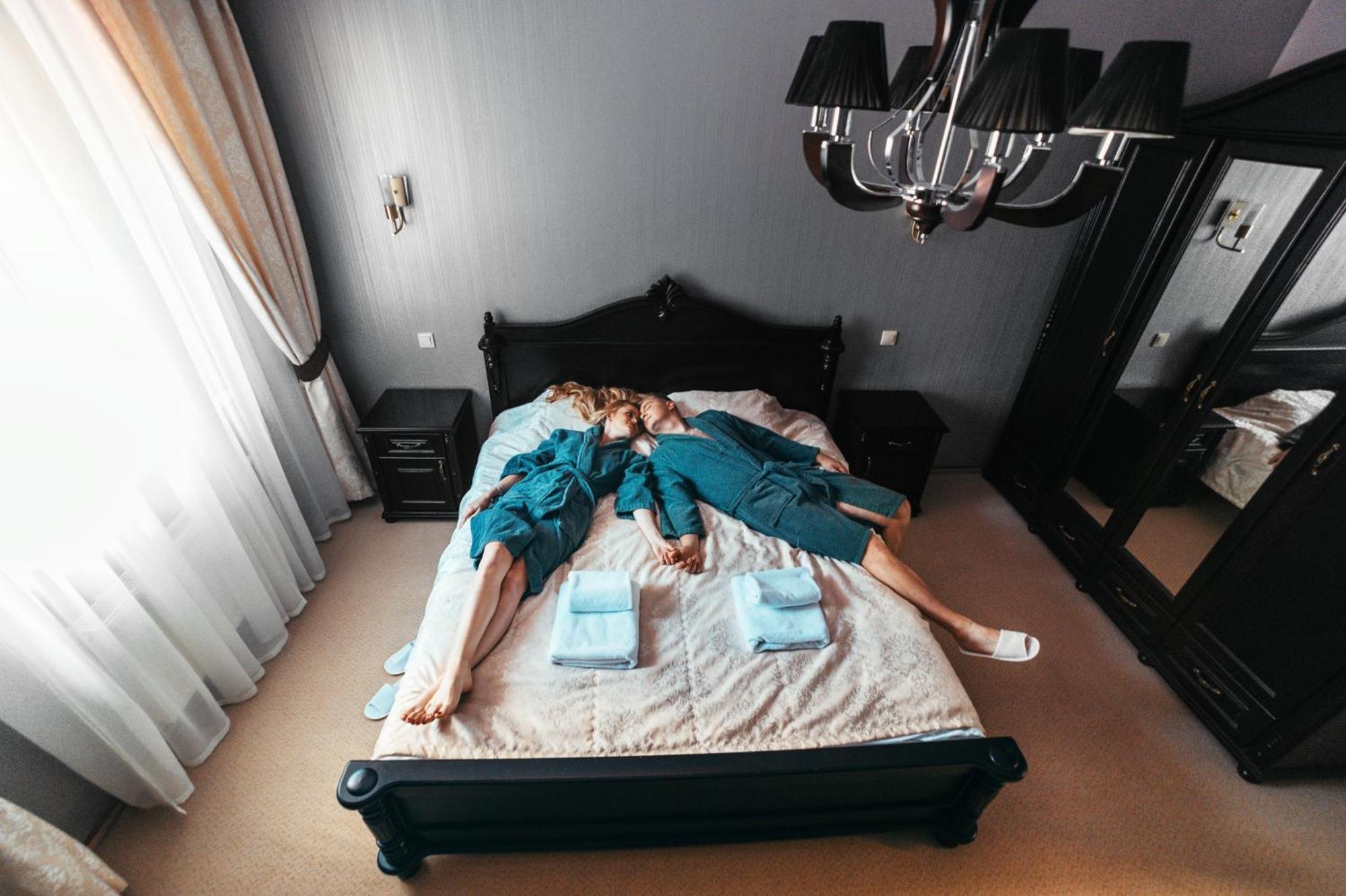 Sherwood Hotel Dolgomostiska Eksteriør billede